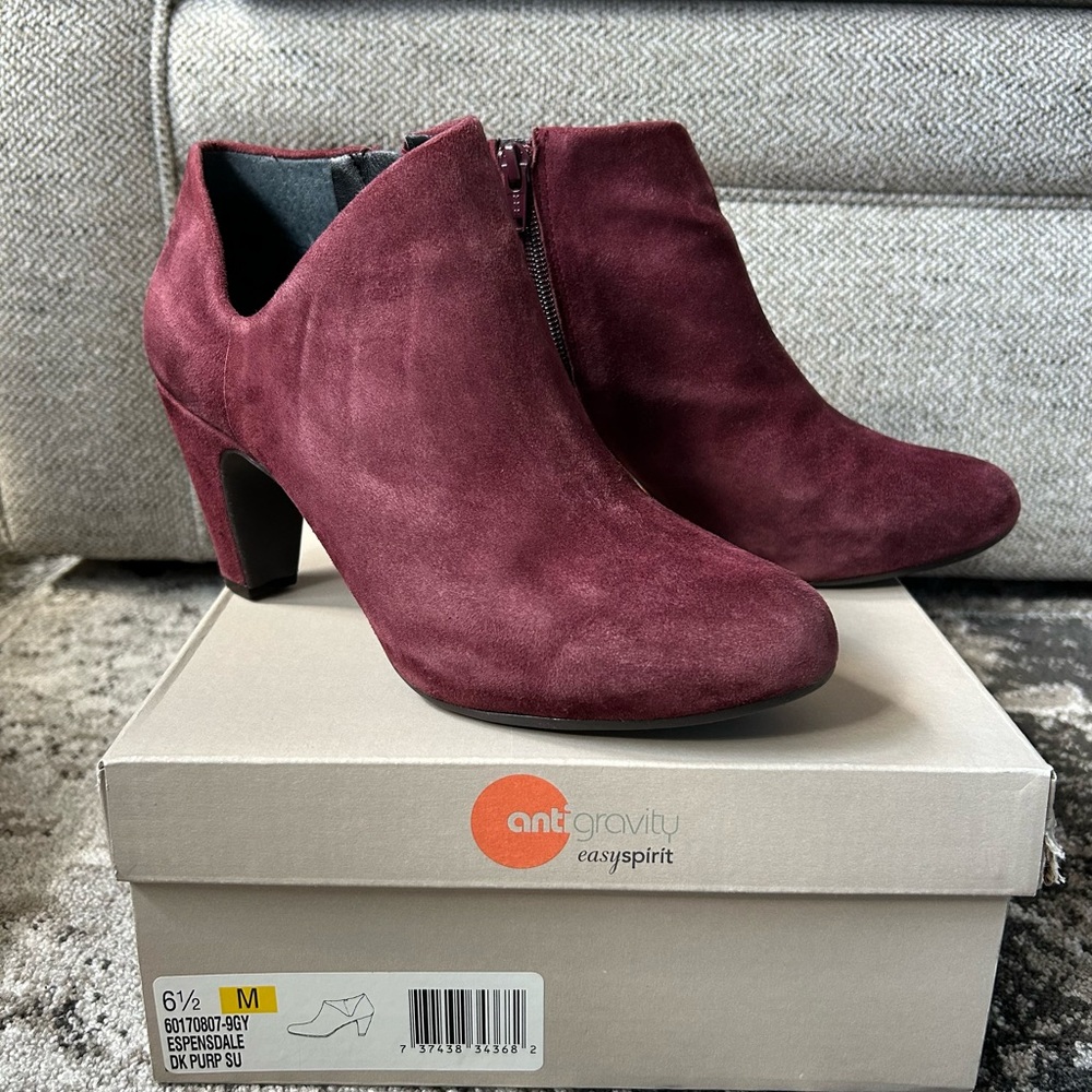Easy Spirit Wine Suede Ankle Booties, size 6 1/2